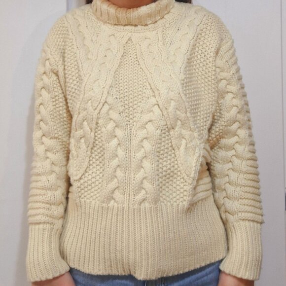 Chunky Knit Off- White sweater - Picture 2 of 5